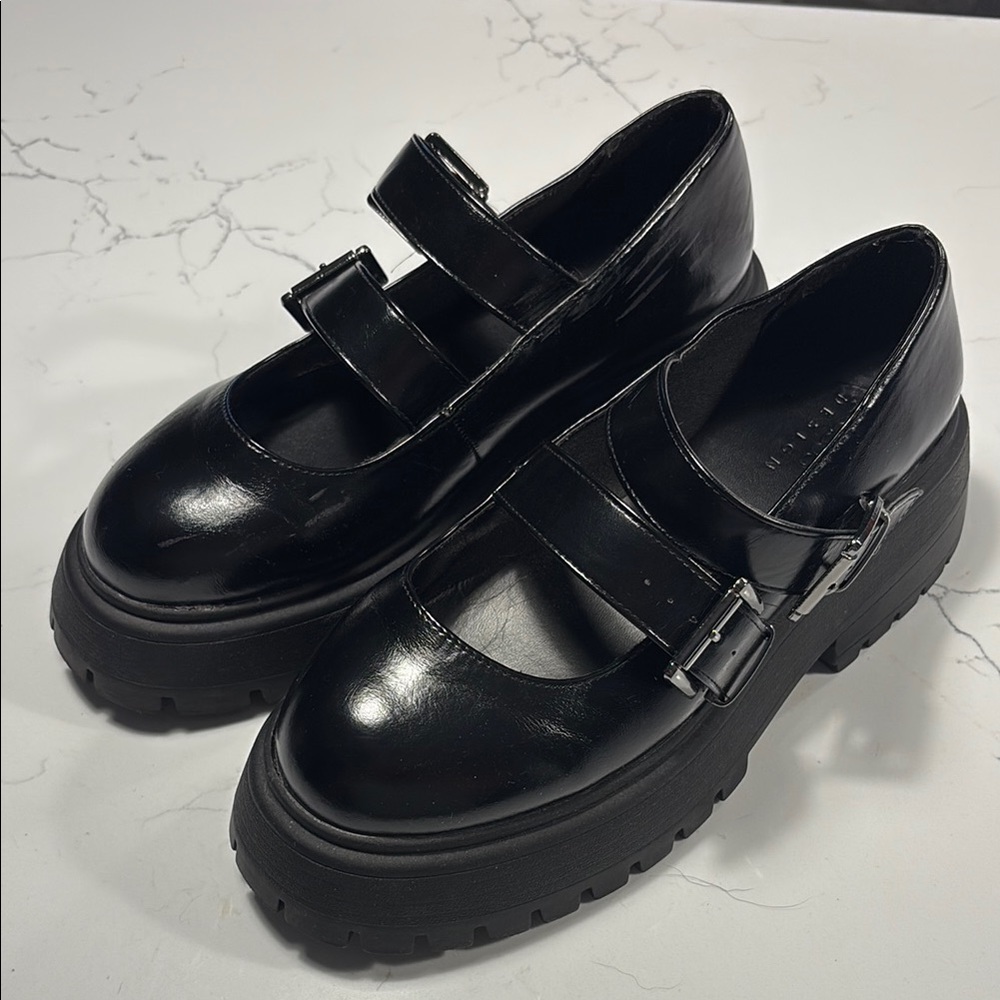 ASOS Design Black Platform Mary Jane’s size 8W fit like size 10W